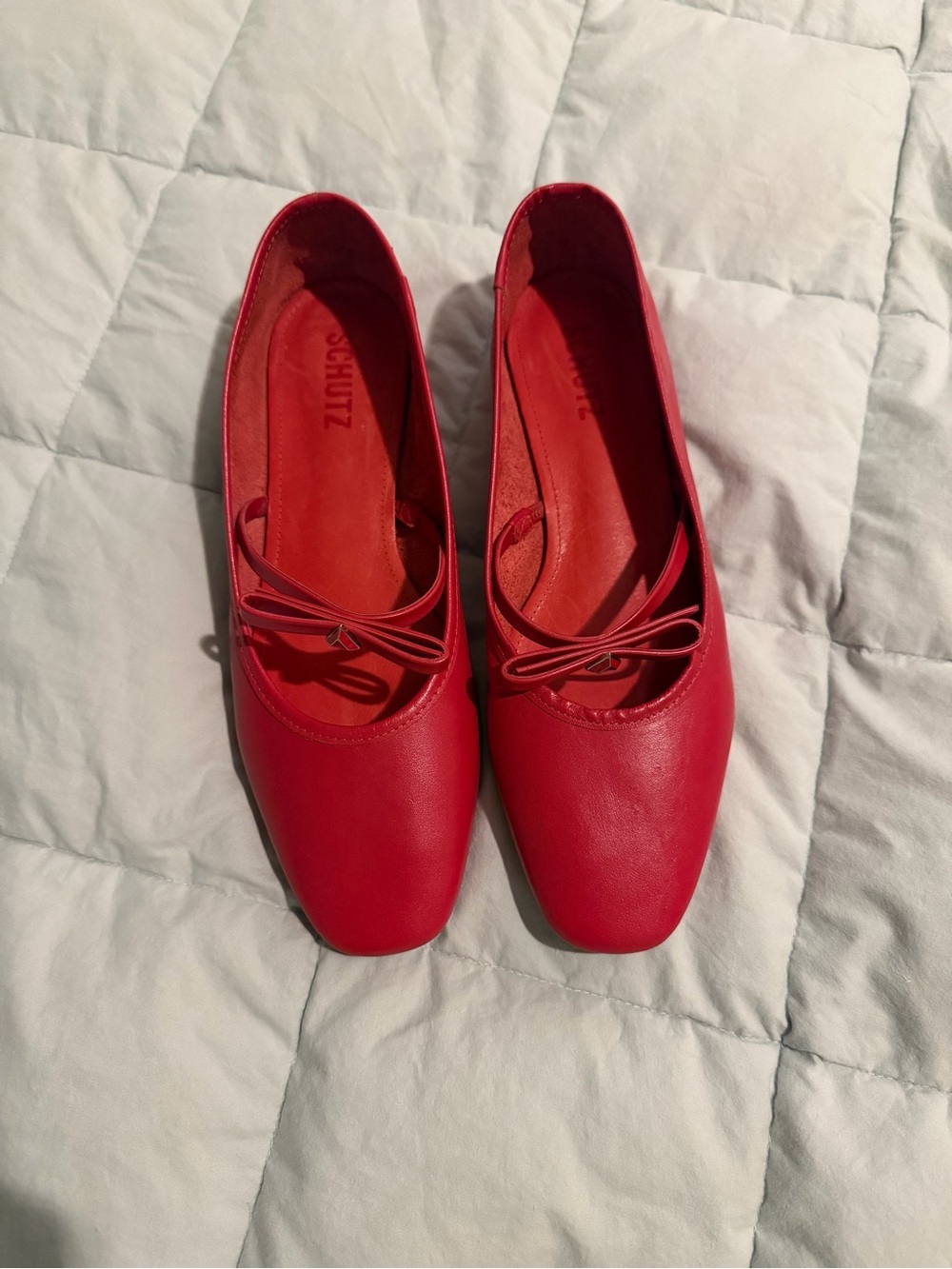SCHUTZ Bright Red Square-Toe Ballet Flats with Bow Accent
